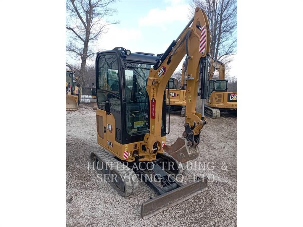 CAT 301.8-05 Bageri gusjeničari