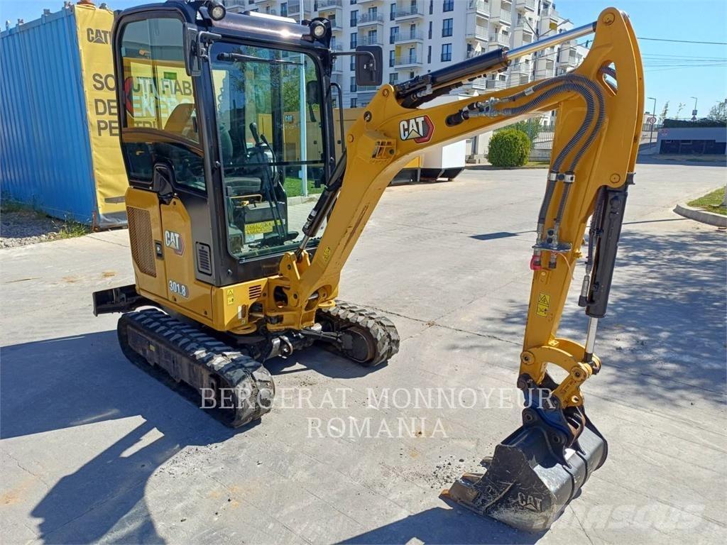 CAT 301.8-05 Bageri gusjeničari