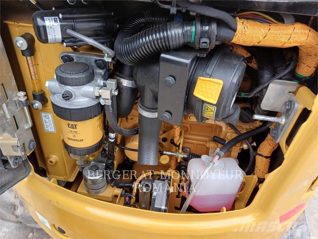 CAT 301.8-05 Bageri gusjeničari