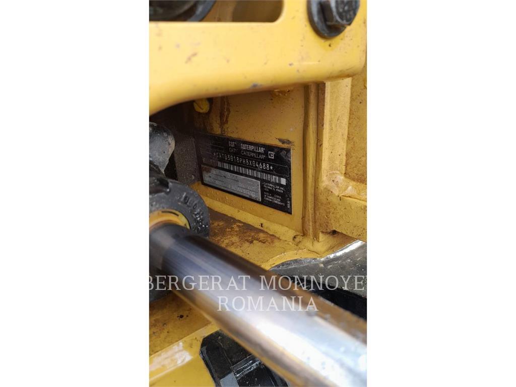CAT 301.8-05 Bageri gusjeničari