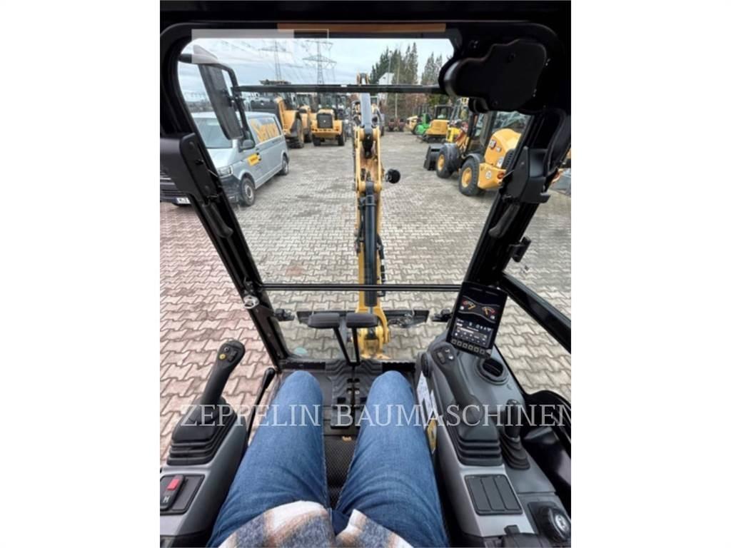 CAT 301.8-05A Bageri gusjeničari