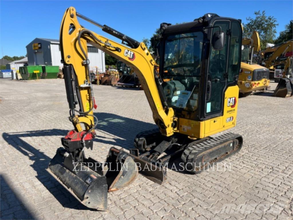 CAT 301.8-05A Bageri gusjeničari