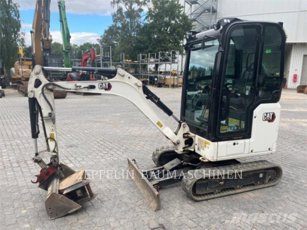 CAT 301.8-05A Bageri gusjeničari