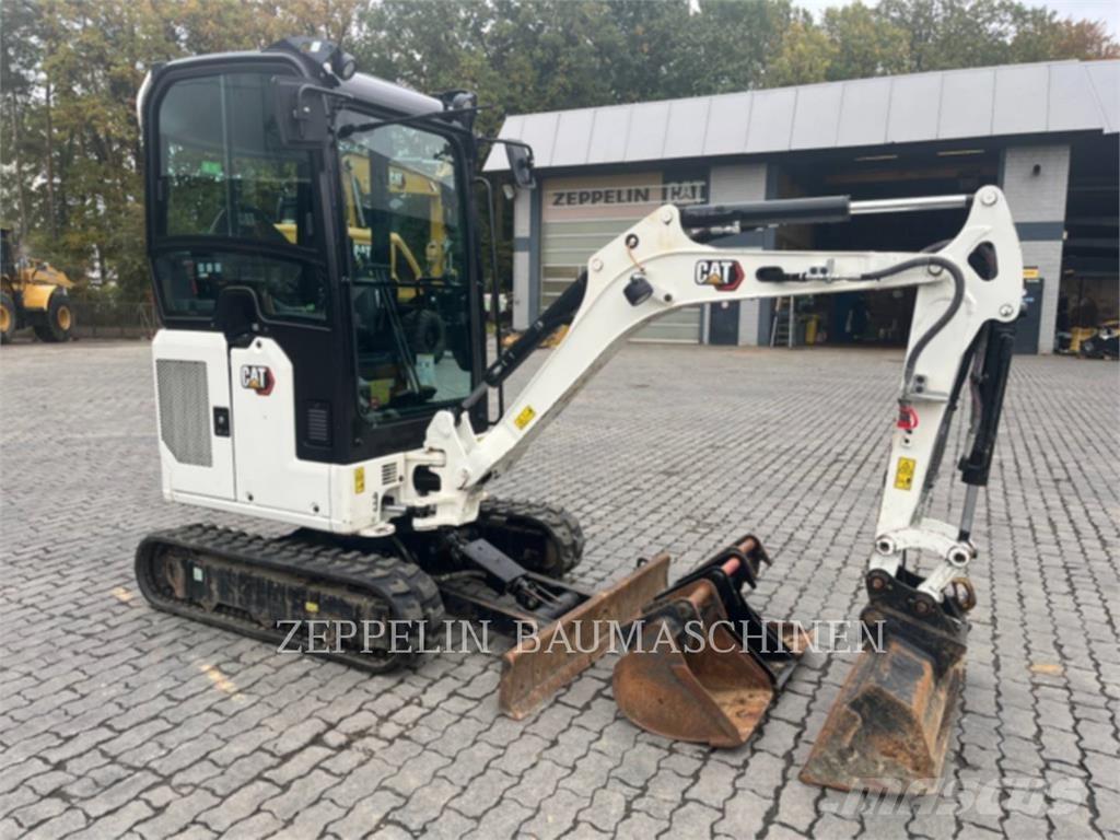 CAT 301.8-05A Bageri gusjeničari