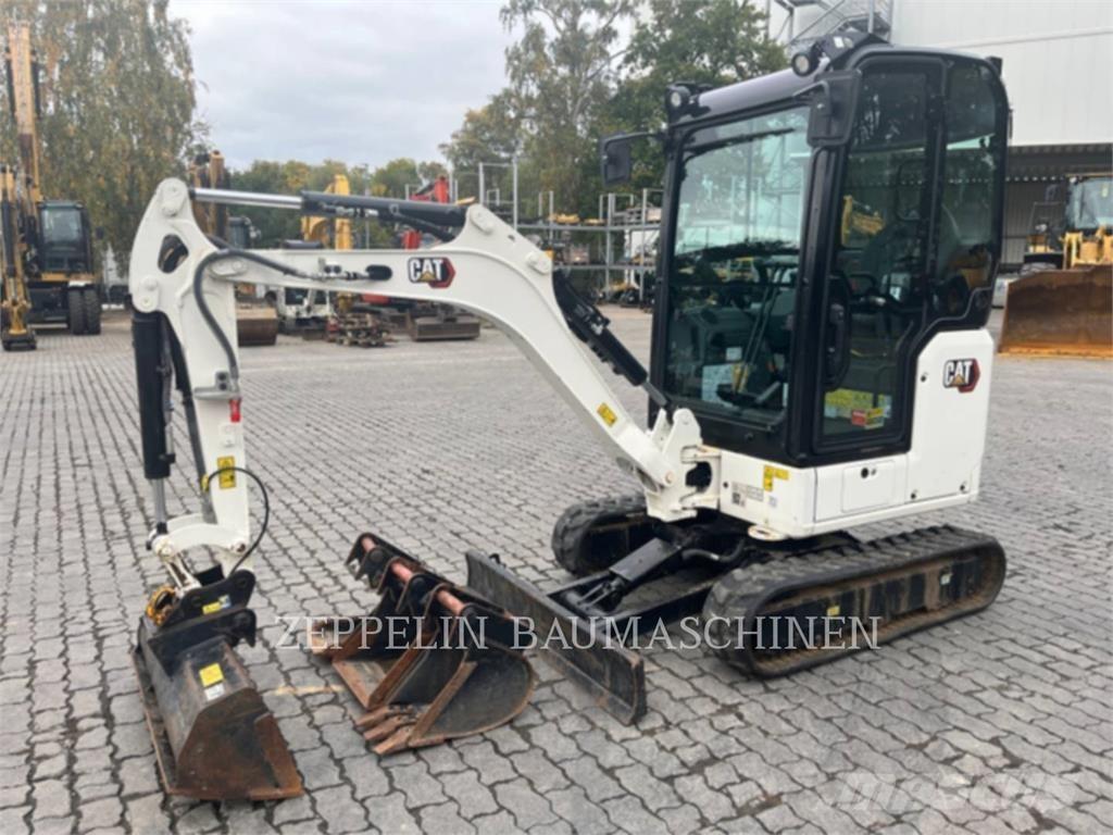 CAT 301.8-05A Bageri gusjeničari