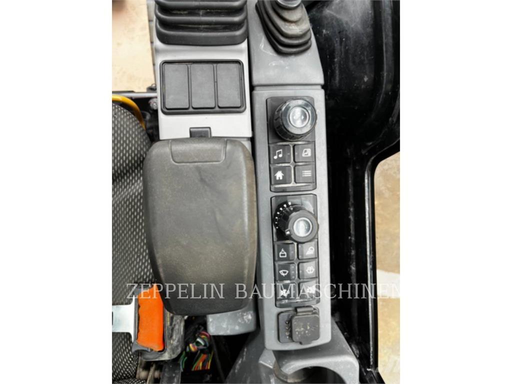 CAT 301.8-05A Bageri gusjeničari