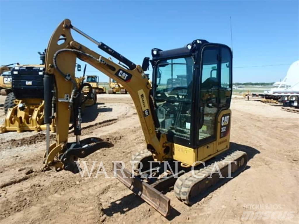 CAT 302 Bageri gusjeničari
