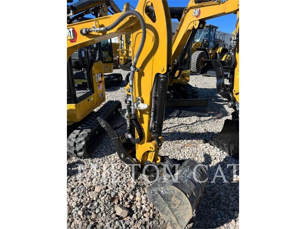 CAT 302 Bageri gusjeničari