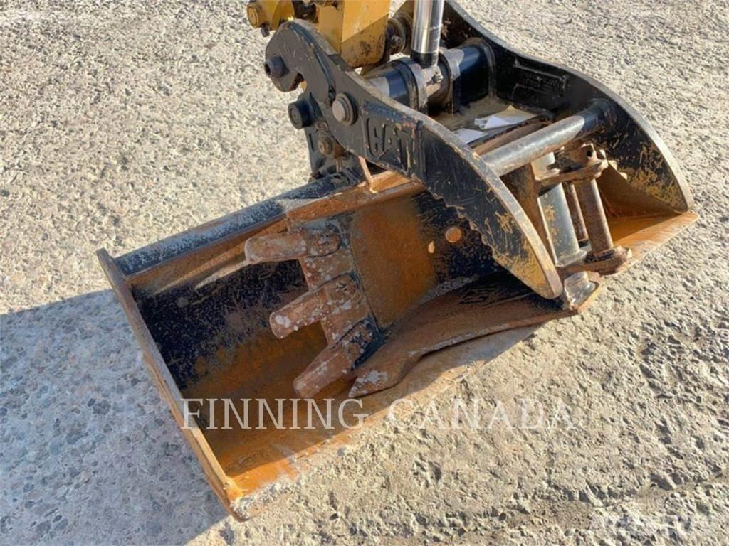 CAT 302-05 Bageri gusjeničari