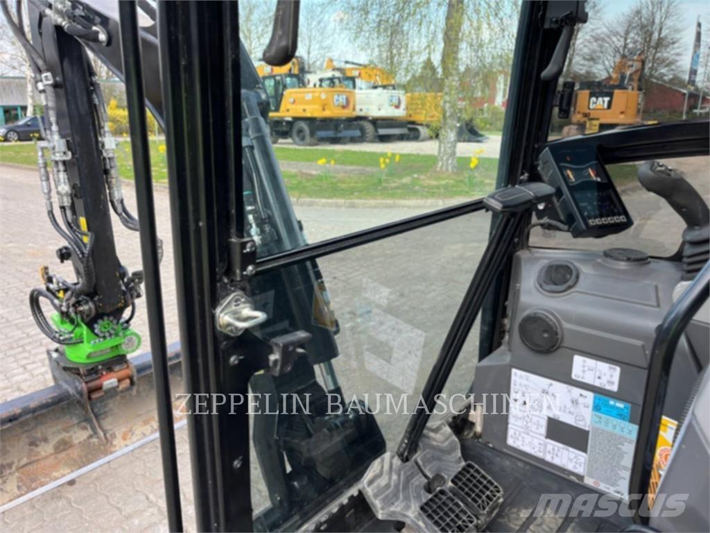 CAT 302-05A CR Bageri gusjeničari