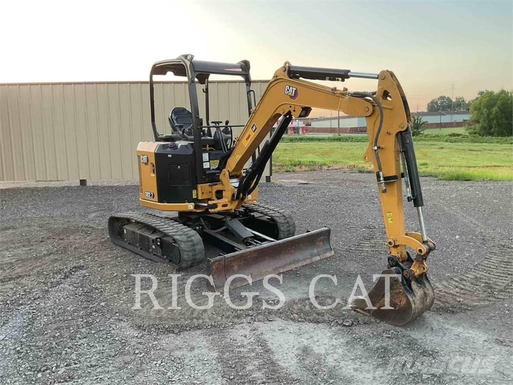 CAT 302.7 Bageri gusjeničari