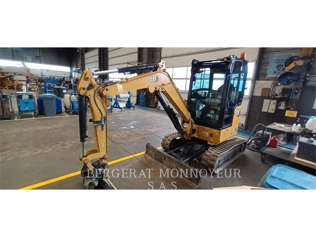CAT 302.7 Bageri gusjeničari