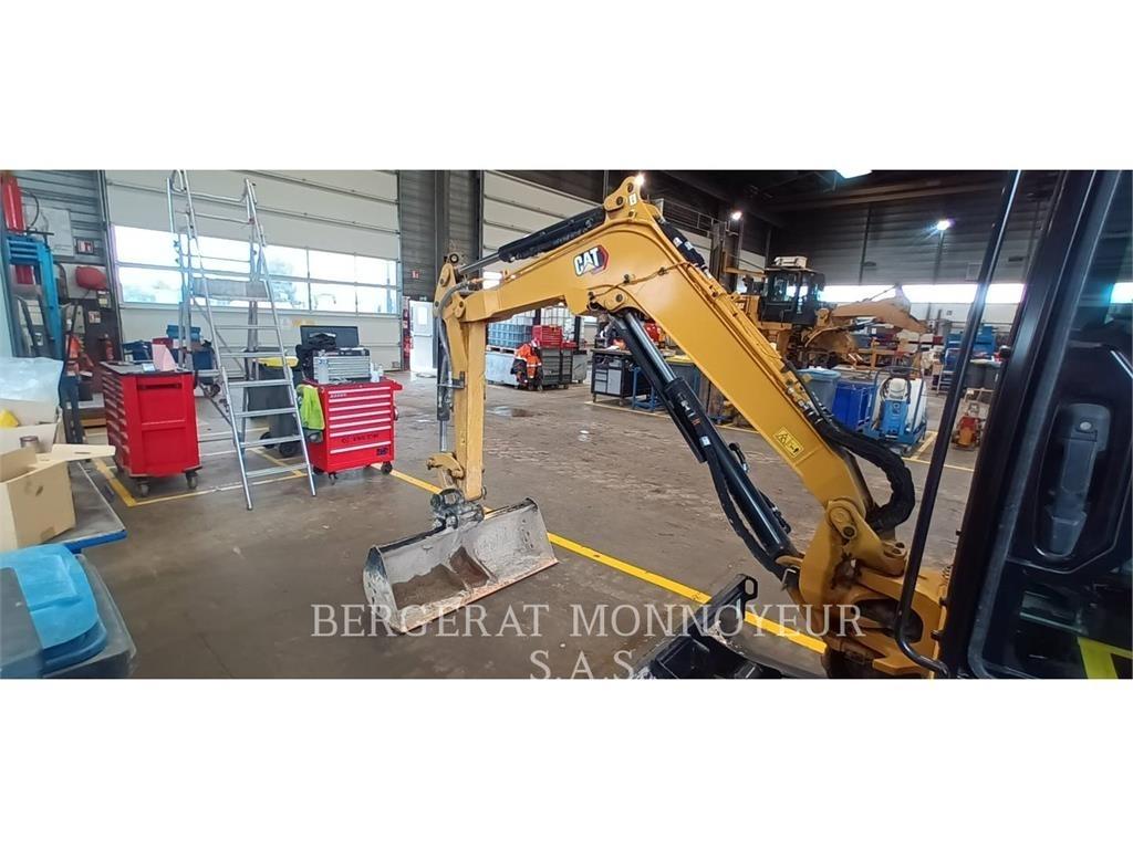 CAT 302.7 Bageri gusjeničari