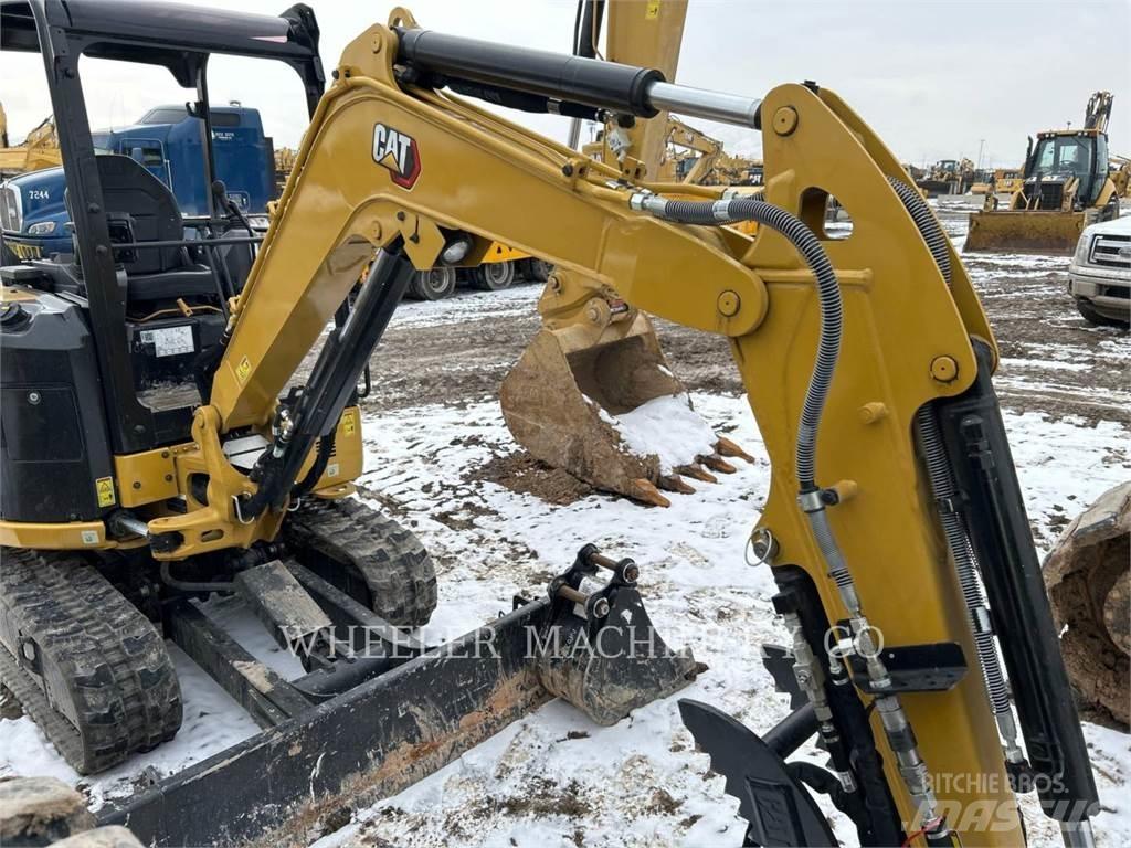 CAT 302.7 C1TH Bageri gusjeničari