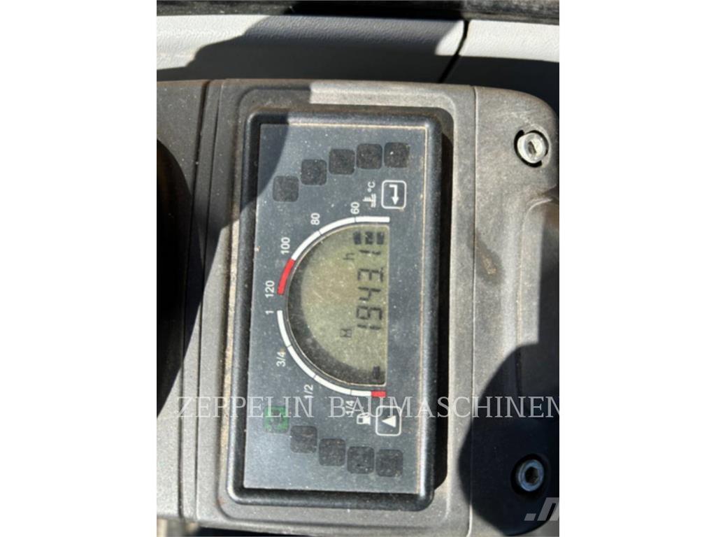 CAT 302.7D Bageri gusjeničari