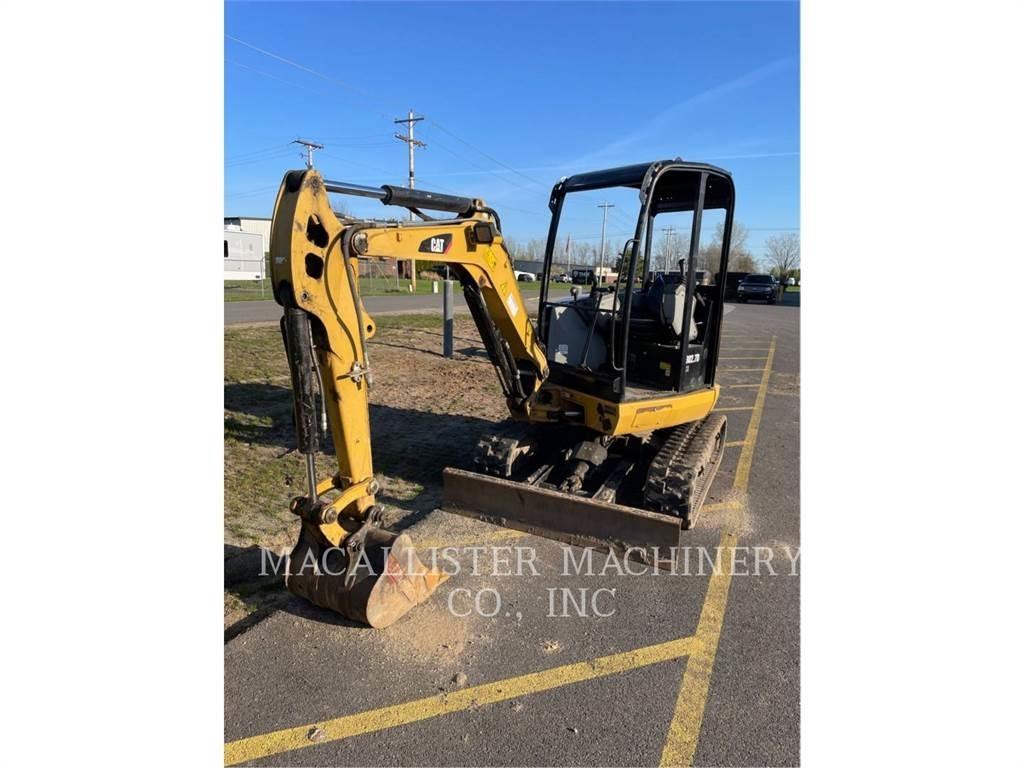 CAT 302.7DCR Bageri gusjeničari