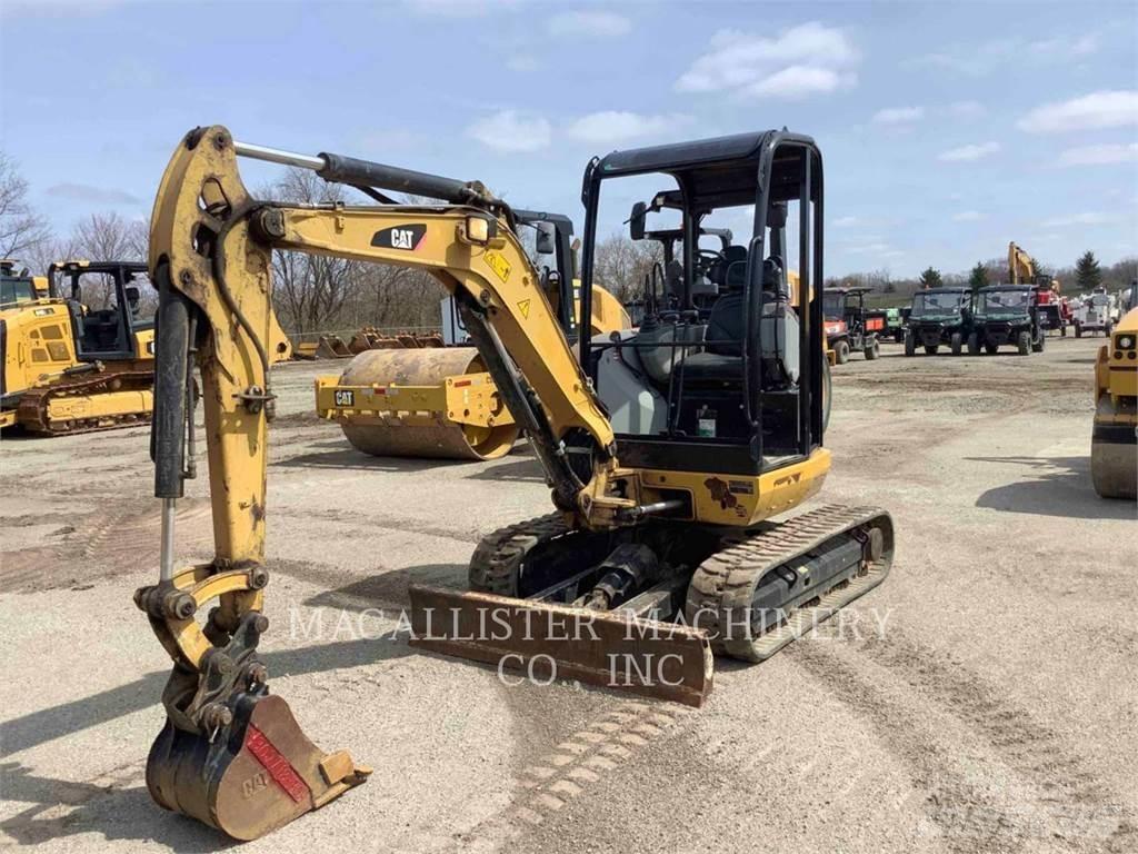 CAT 302.7DCR Bageri gusjeničari