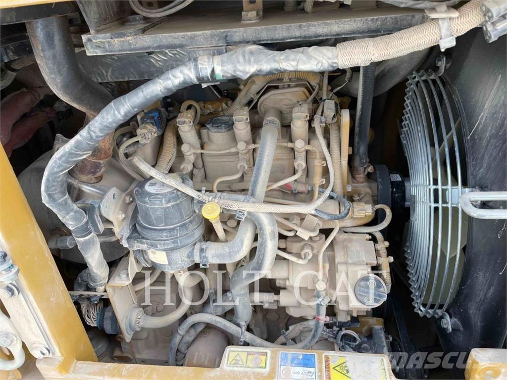 CAT 304 Bageri gusjeničari