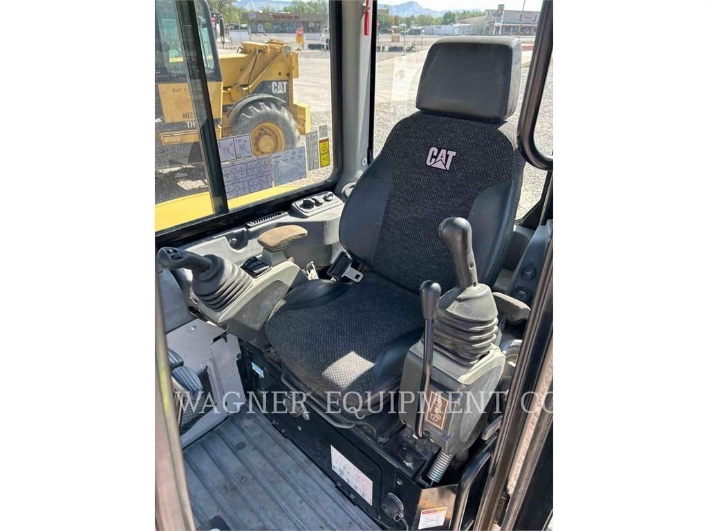 CAT 304.5E2 Bageri gusjeničari