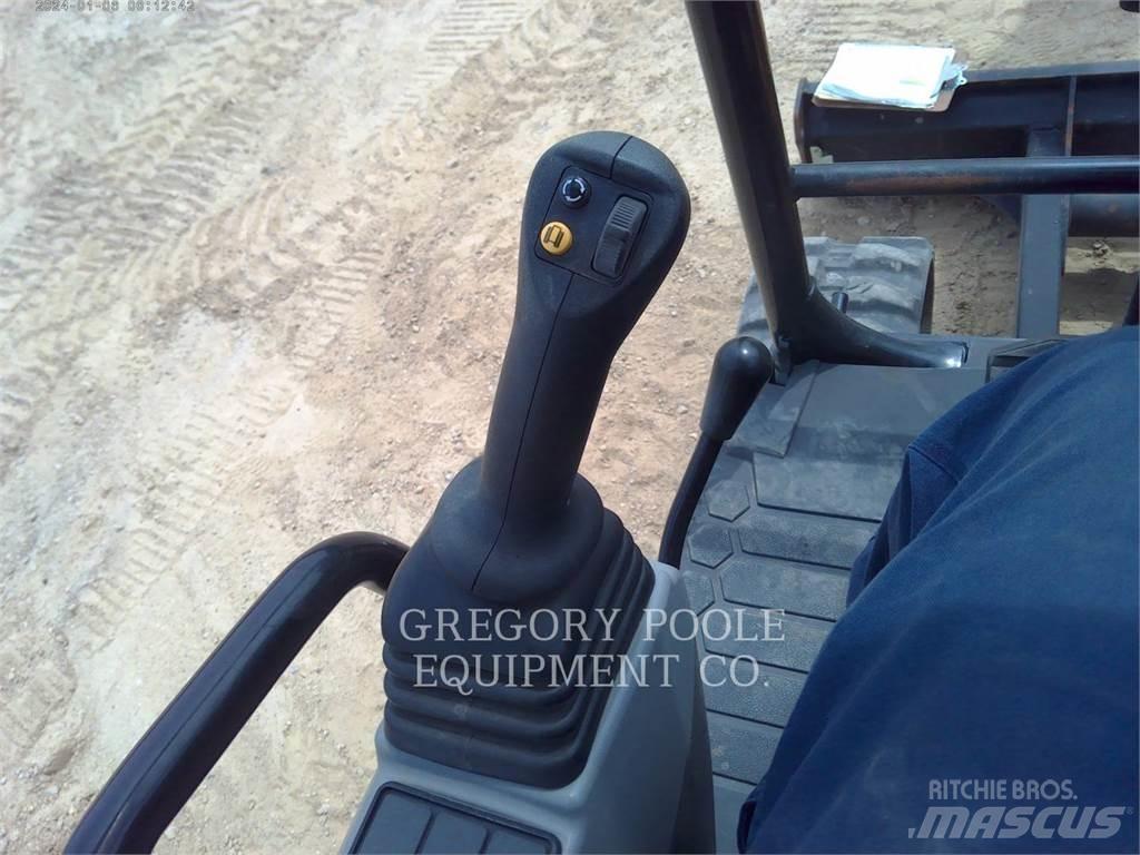 CAT 30407 Bageri gusjeničari