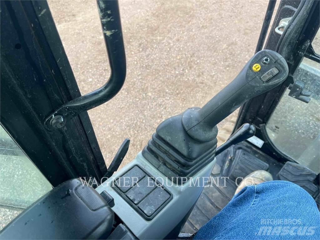 CAT 30407 Bageri gusjeničari