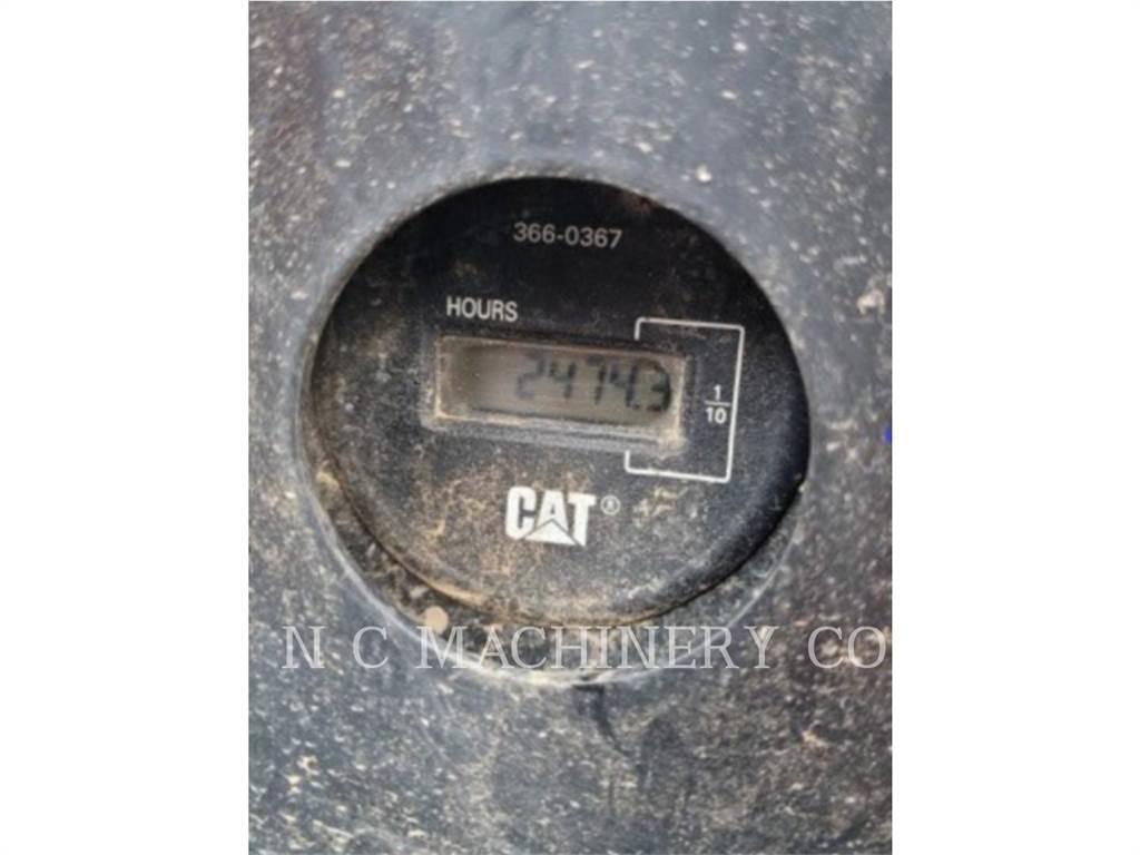 CAT 304E2 CRCB Bageri gusjeničari