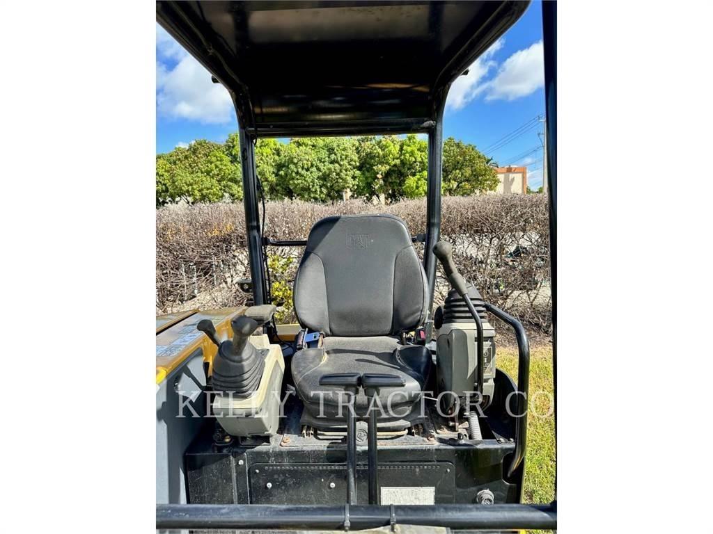 CAT 304E2CR Bageri gusjeničari