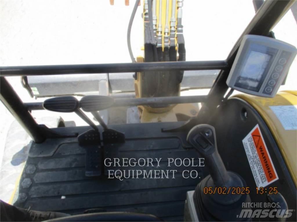 CAT 304E2CR Bageri gusjeničari