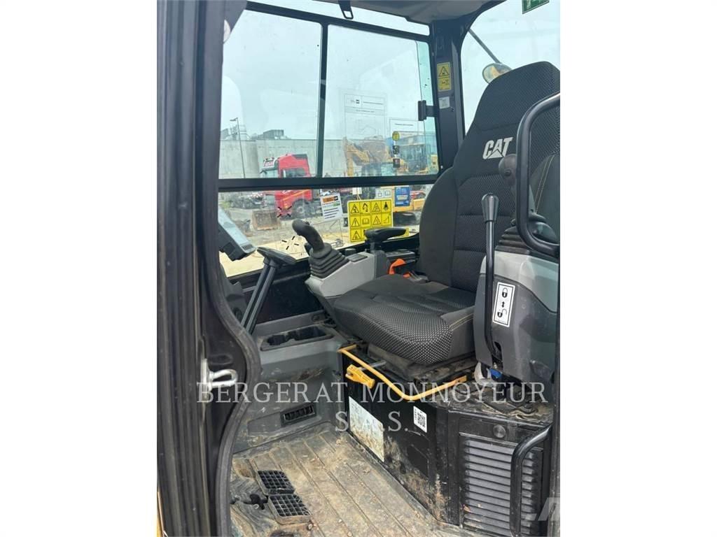 CAT 305 Bageri gusjeničari
