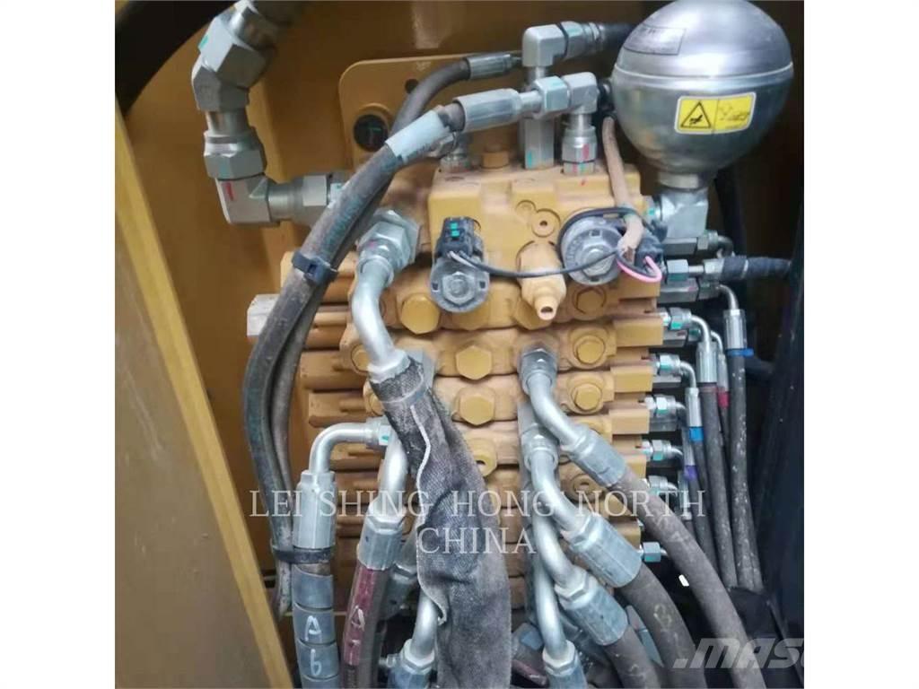 CAT 305.5E2 Bageri gusjeničari