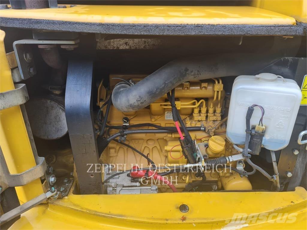 CAT 305.5E2CR Bageri gusjeničari