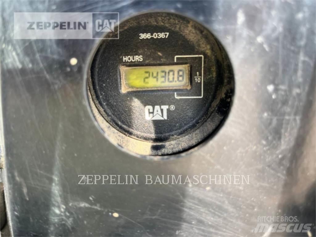 CAT 305ECR Bageri gusjeničari