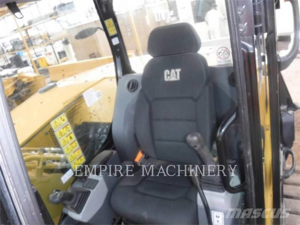 CAT 310-07 Bageri gusjeničari
