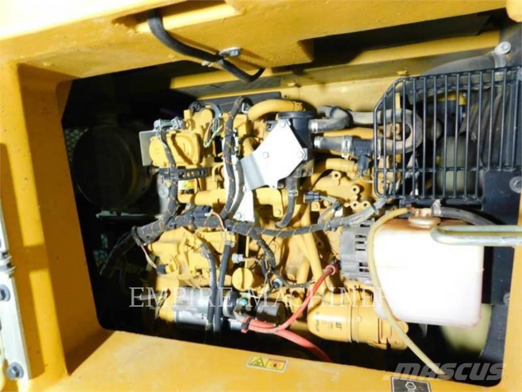 CAT 310-07 Bageri gusjeničari