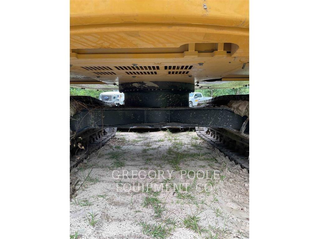 CAT 31007 Bageri gusjeničari