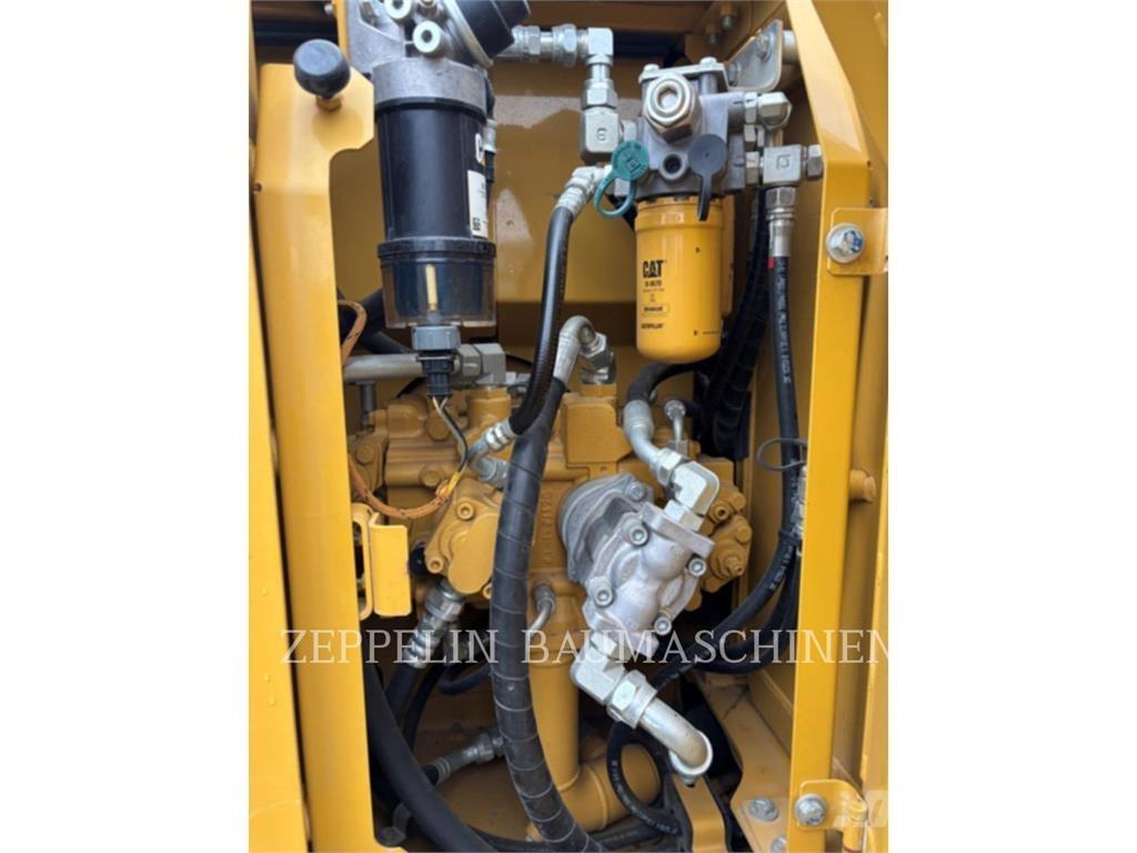 CAT 311FLRR Bageri gusjeničari