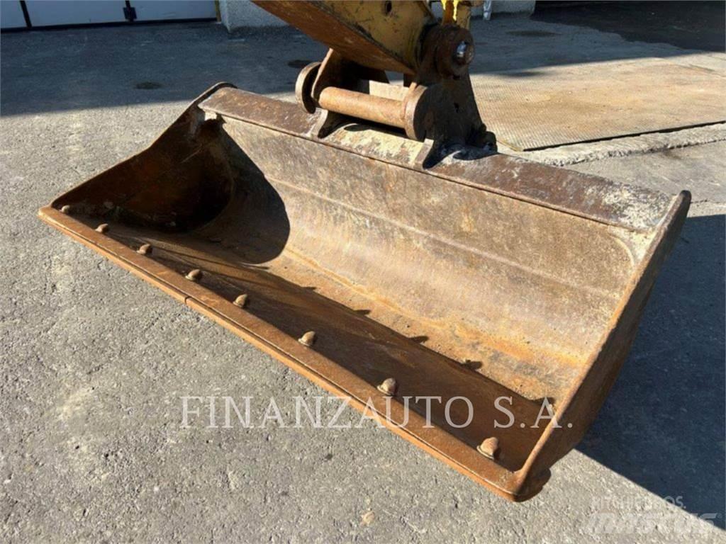 CAT 318F Bageri gusjeničari