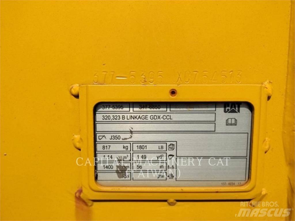 CAT 320 Kašike / Korpe