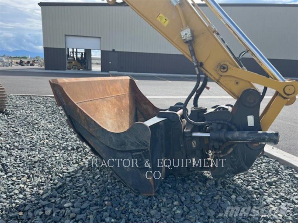 CAT 320 Bageri gusjeničari