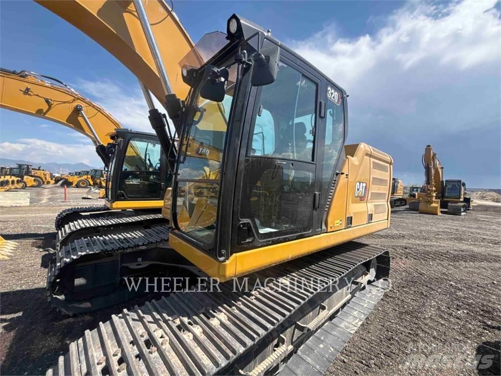 CAT 320 Bageri gusjeničari
