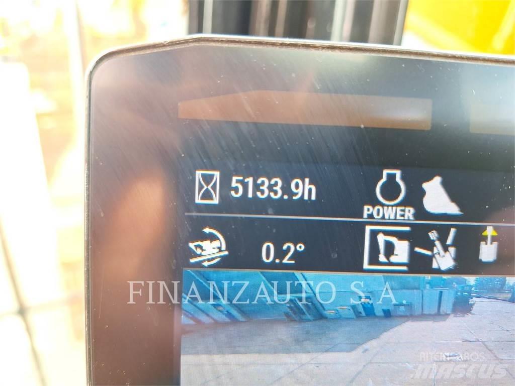 CAT 320 Bageri gusjeničari