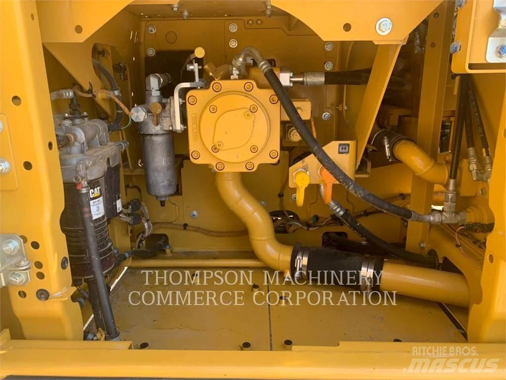CAT 320 Bageri gusjeničari