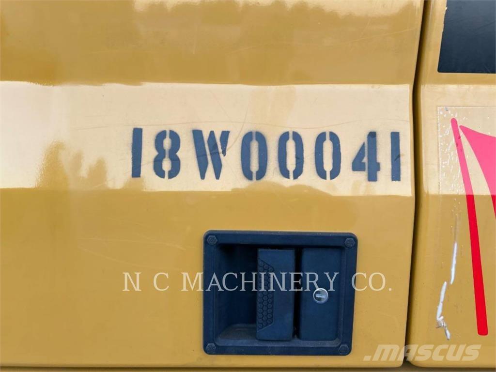 CAT 320 Bageri gusjeničari