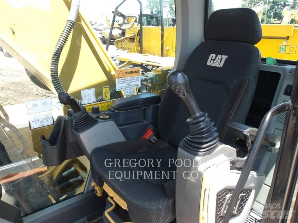 CAT 320-07 Bageri gusjeničari