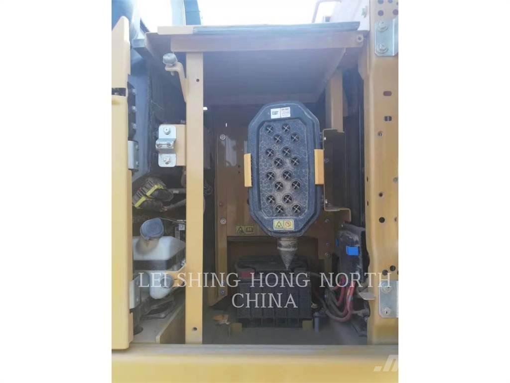 CAT 320-07 Bageri gusjeničari