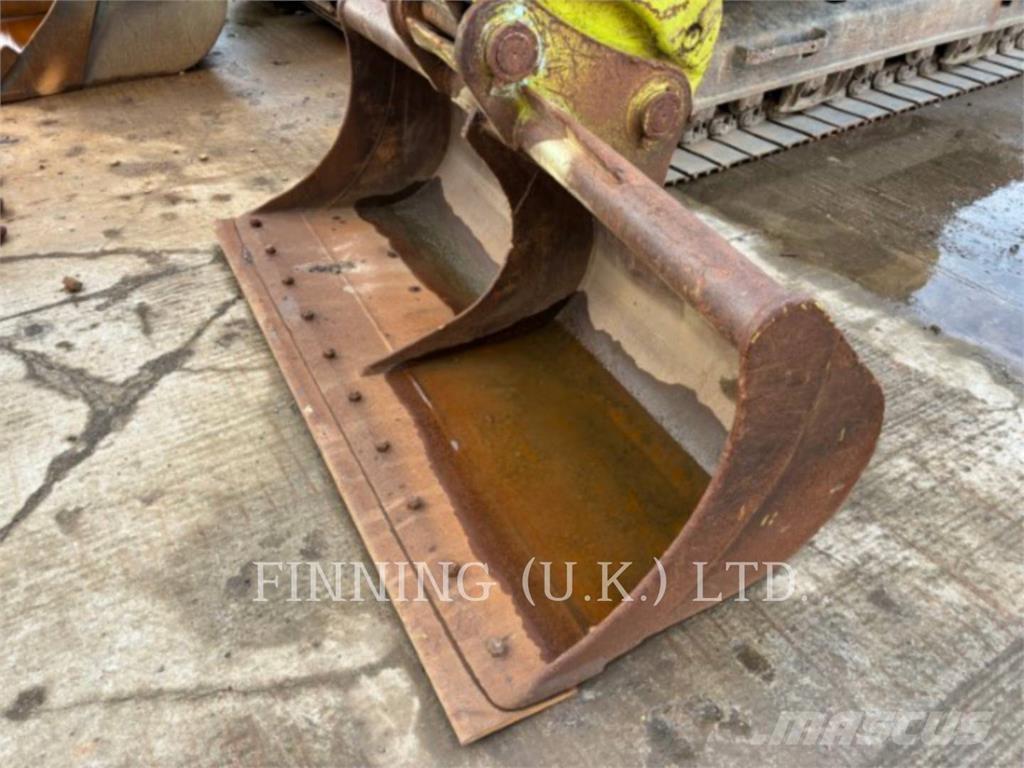 CAT 320 HSR 2D Bageri gusjeničari