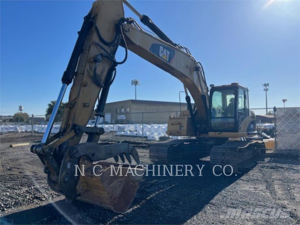 CAT 320D LRR Bageri gusjeničari