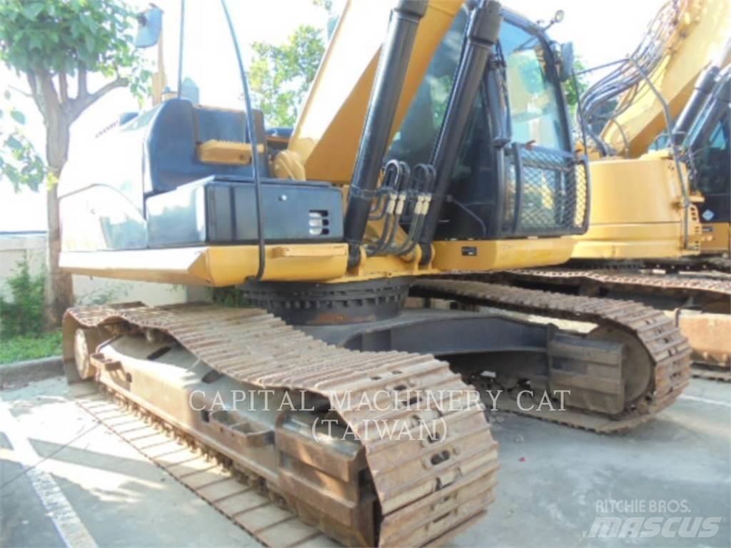 CAT 320D2 Bageri gusjeničari