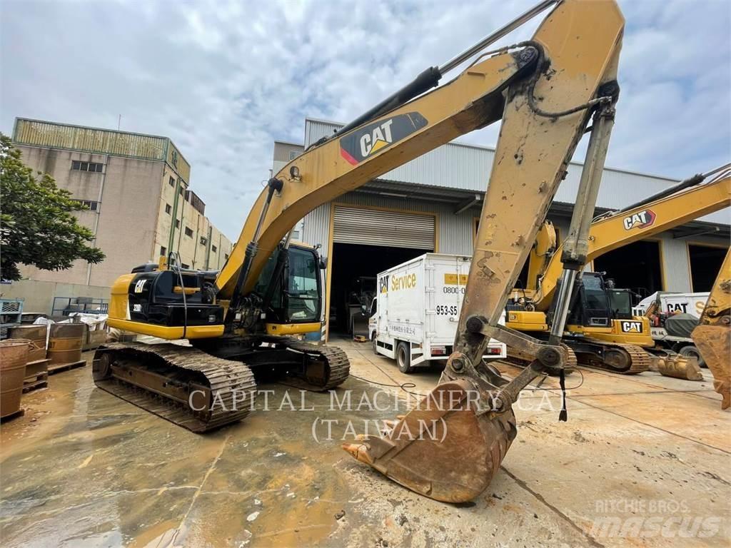 CAT 320D2 Bageri gusjeničari