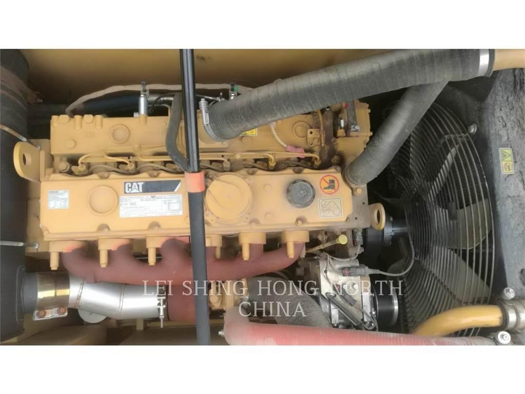 CAT 320D2 Bageri gusjeničari